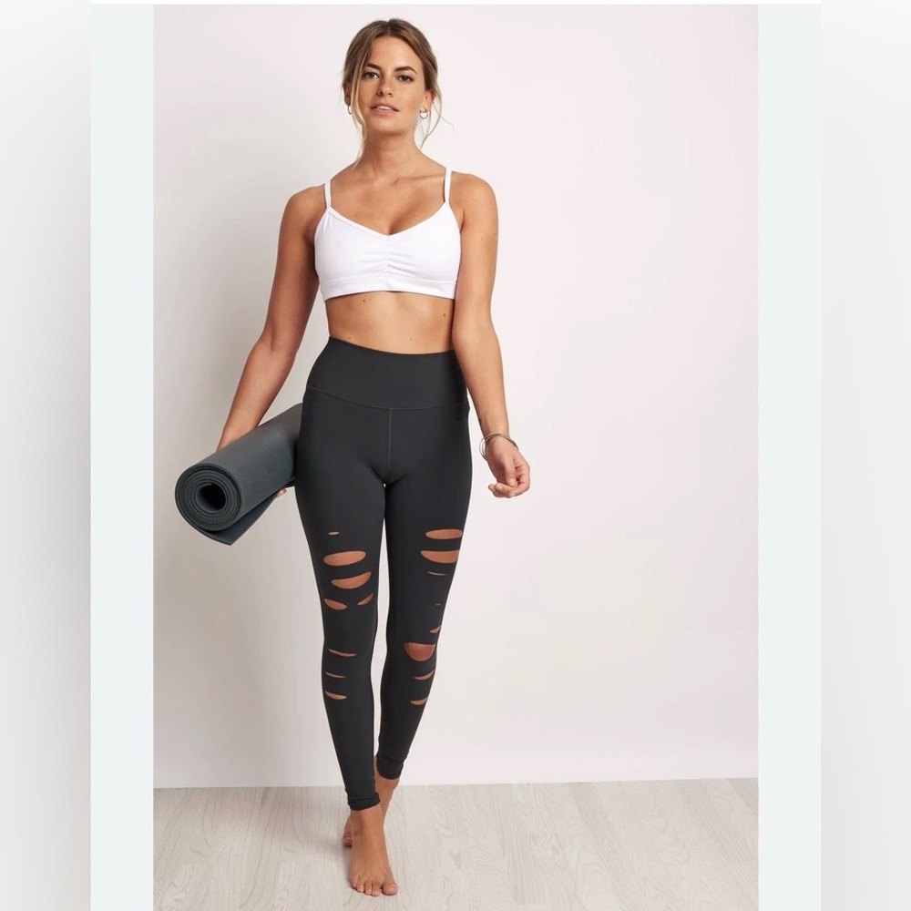 ALO Yoga High-Waist Ripped Warrior Legging size XXS perfect condition NO flaws - Picture 4 of 16